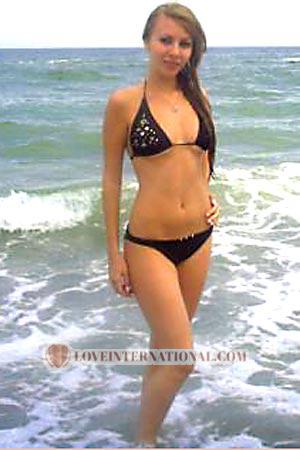 113354 - Elena Age: 24 - Ukraine