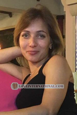 173654 - Olesya Age: 35 - Ukraine