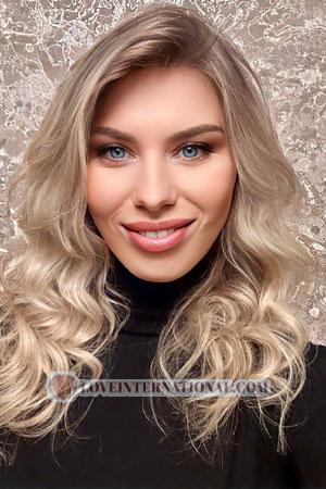 216199 - Elena Age: 31 - Ukraine