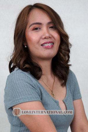 220786 - Christlyn Age: 35 - Philippines