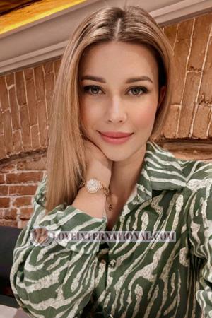 221868 - Nataliia Age: 33 - Ukraine