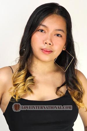 224639 - Eluisa Carbelle Age: 22 - Philippines